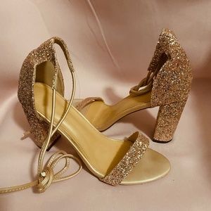 Glitz & Glam: open toed lace up blush pink sparkly heels